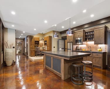 Outdoor lighting installation